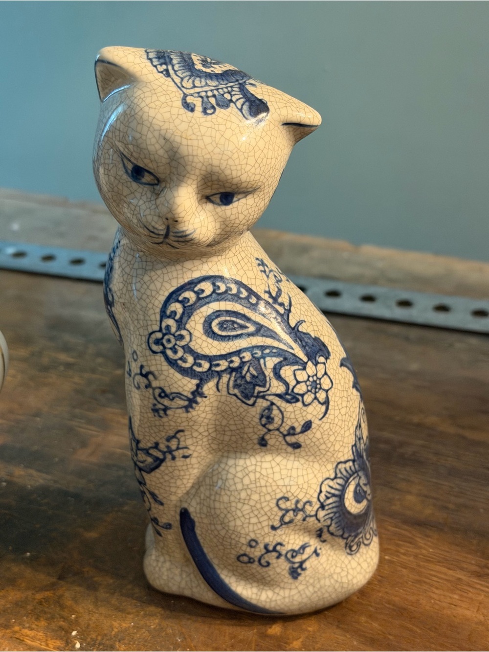 Siamese Cat Figurine Blue and Gray Ceramic Paisley by Formalities Baum Bros. 7" 